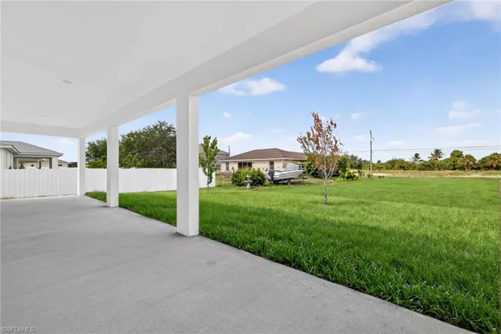 536 Nw 18th Ave, Cape Coral, Florida 33993