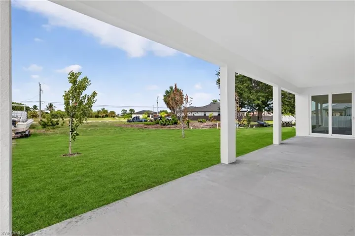 536 Nw 18th Ave, Cape Coral, Florida 33993