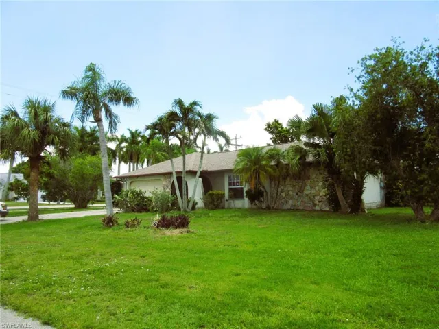 628 Se 19th Ln, Cape Coral, Florida 33990