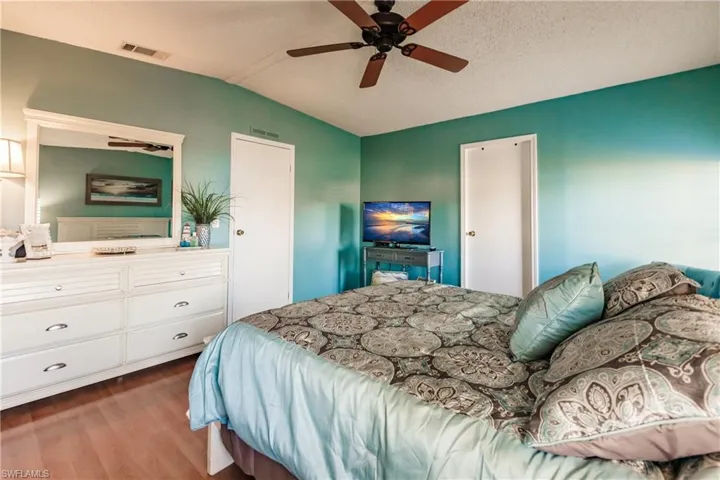 10115  Pine Lakes  BLVD, North Fort Myers, FL 33903