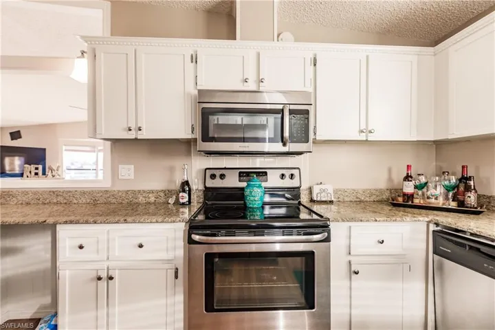 10115  Pine Lakes  BLVD, North Fort Myers, FL 33903