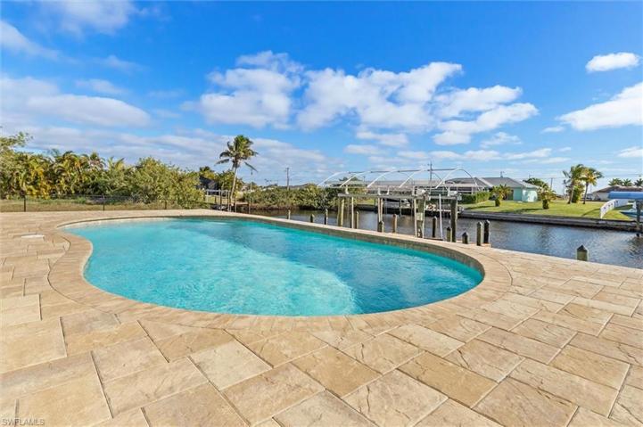 725 NW 36th PL, CAPE CORAL FL 33993