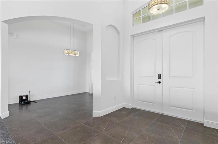 725 NW 36th PL, CAPE CORAL FL 33993