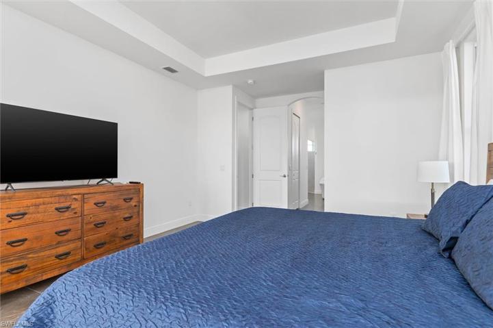 725 NW 36th PL, CAPE CORAL FL 33993