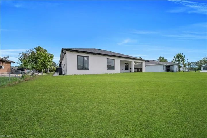 2507 39th St Sw, Lehigh Acres, Florida 33976