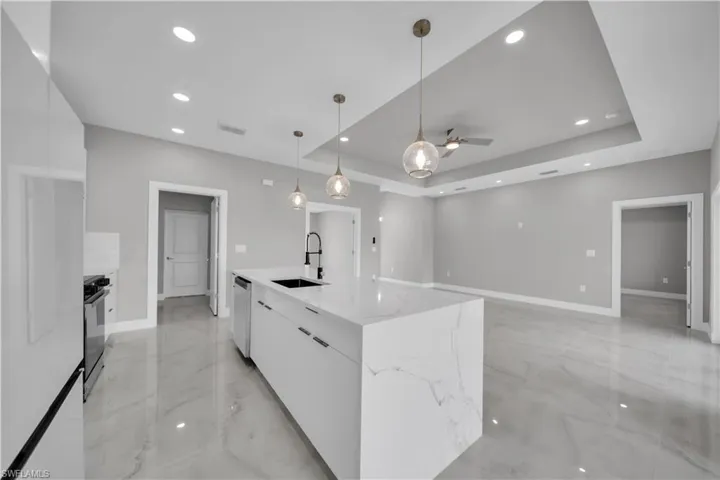 2507 39th St Sw, Lehigh Acres, Florida 33976