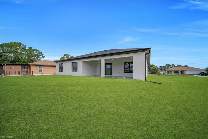 2507 39th St Sw, Lehigh Acres, Florida 33976