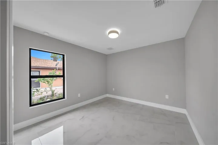 2507 39th St Sw, Lehigh Acres, Florida 33976