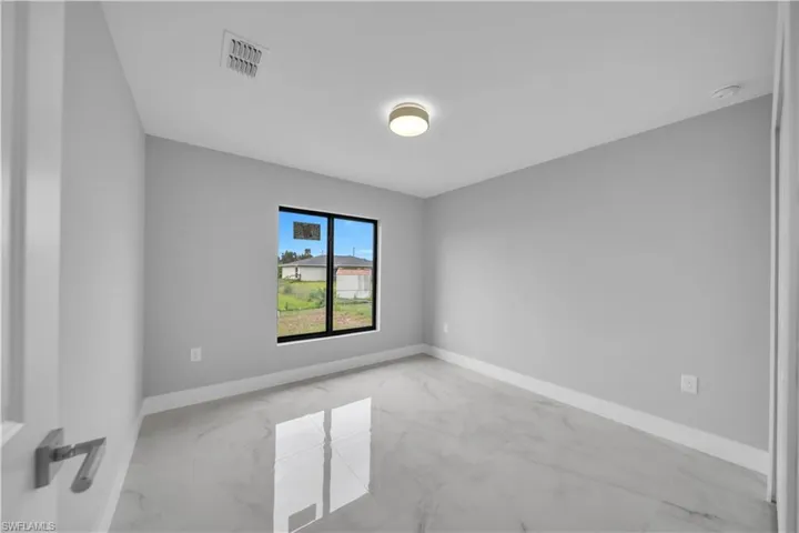 2507 39th St Sw, Lehigh Acres, Florida 33976