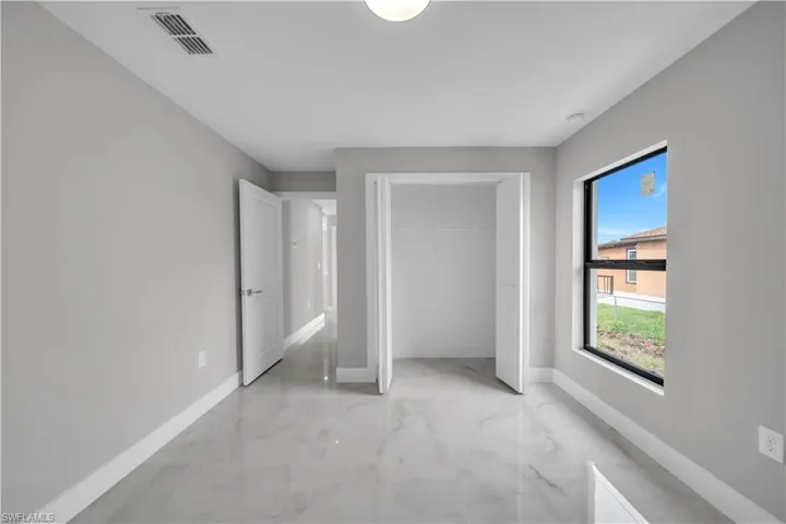 2507 39th St Sw, Lehigh Acres, Florida 33976