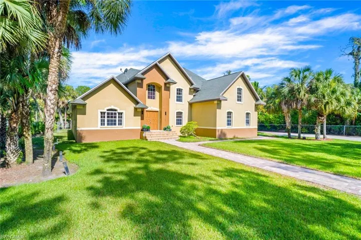 13965  Collier  BLVD, Naples, FL 34119