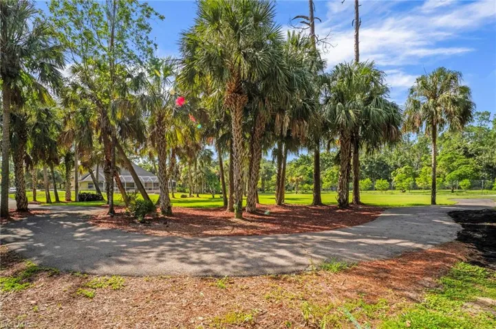 13965  Collier  BLVD, Naples, FL 34119