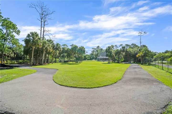 13965  Collier  BLVD, Naples, FL 34119
