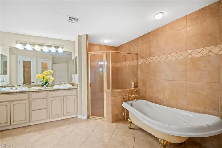 13965  Collier  BLVD, Naples, FL 34119