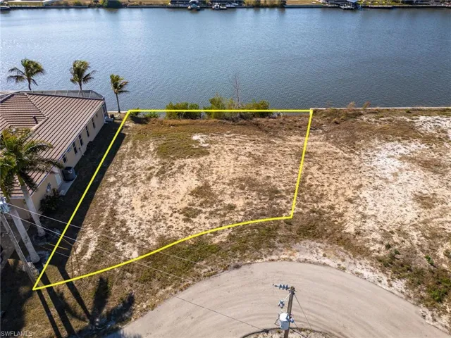 2826 Nw 43rd Pl, Cape Coral, Florida 33993