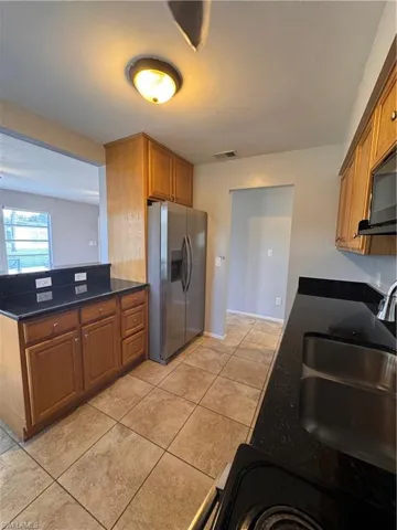 2 Tangerine Ct, Lehigh Acres, Florida 33936
