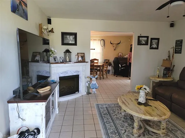 3802 E 6th St, Lehigh Acres Fl 33972