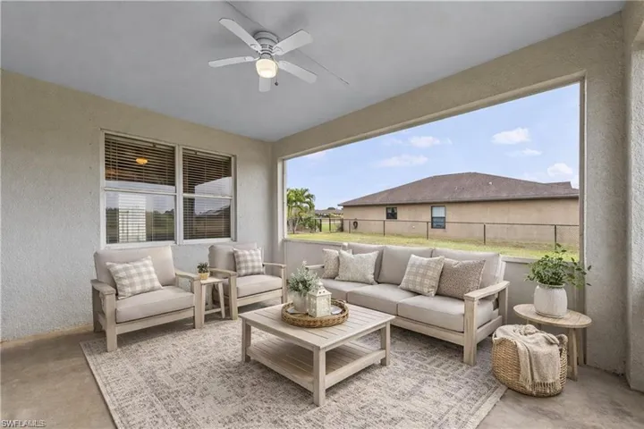 Lanai, Virtually Staged