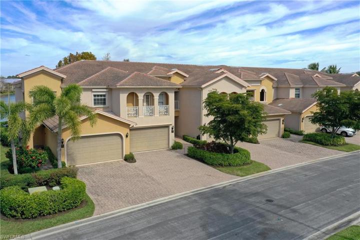 Front yard, 3rd driveway is yours!