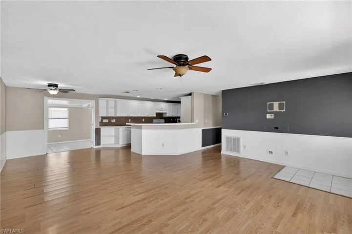 2623 Ne 22nd Ave, Cape Coral, Florida 33909