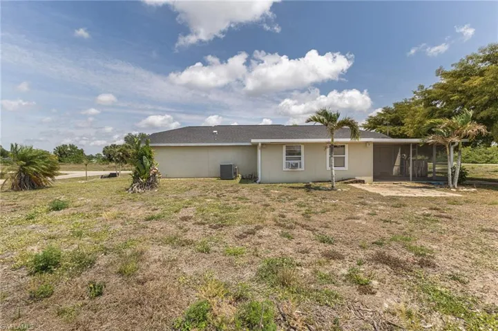 2623 Ne 22nd Ave, Cape Coral, Florida 33909
