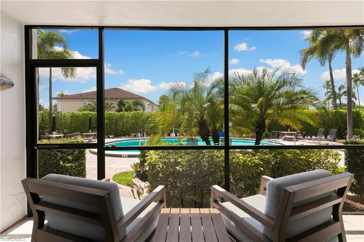 1050 6th St S 1050, Naples, Florida 34102