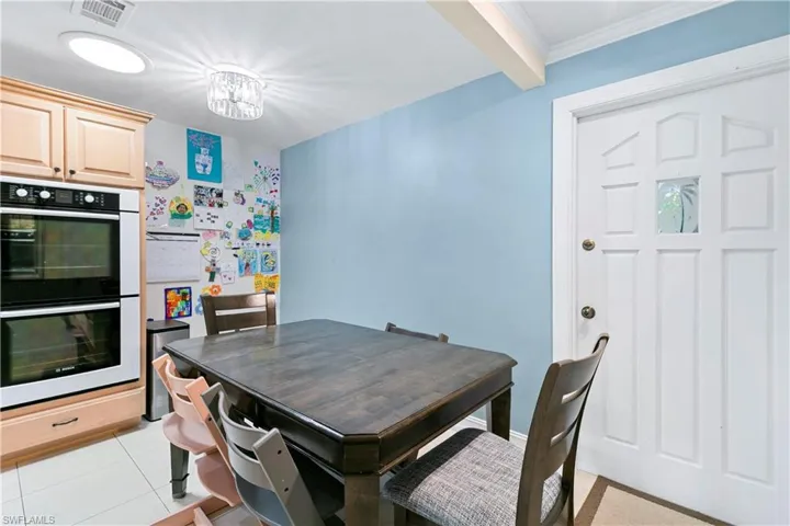 1050 6th St S 1050, Naples, Florida 34102