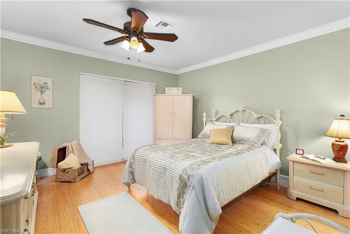 3370 10th St N 1308, Naples, Florida 34103