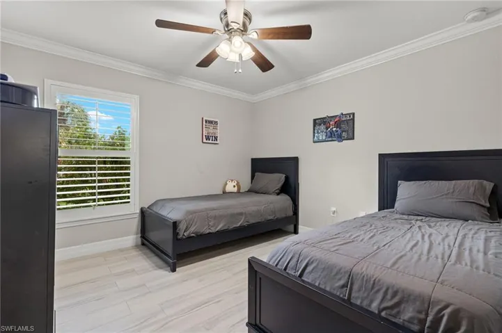 10700  Strike  LN, Bonita Springs, FL 34135