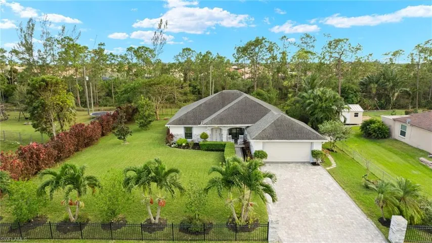 10700  Strike  LN, Bonita Springs, FL 34135