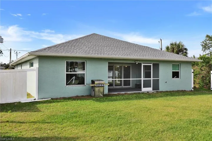 470 Sunset Rd N, Rotonda West Fl 33947