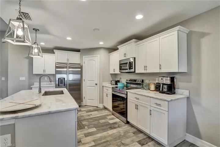 470 Sunset Rd N, Rotonda West Fl 33947