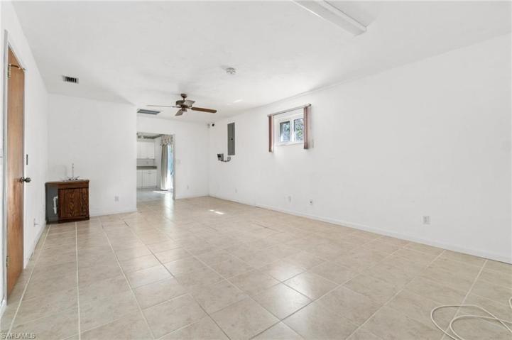 600 102nd AVE N, NAPLES FL 34108