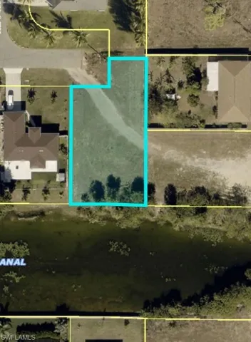 722 Ne 12th St, Cape Coral, Florida 33909