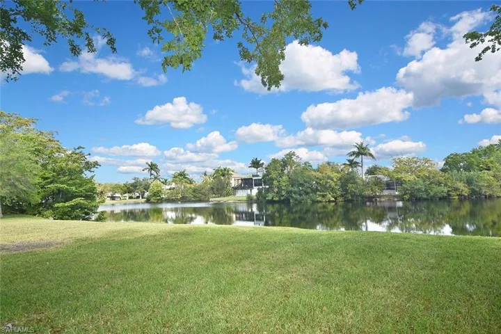 7226 Hendry Creek Dr, Fort Myers, Florida 33908