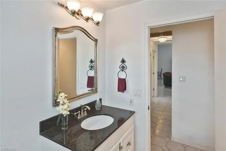 7226 Hendry Creek Dr, Fort Myers, Florida 33908