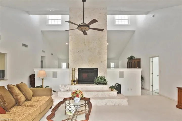 7226 Hendry Creek Dr, Fort Myers, Florida 33908