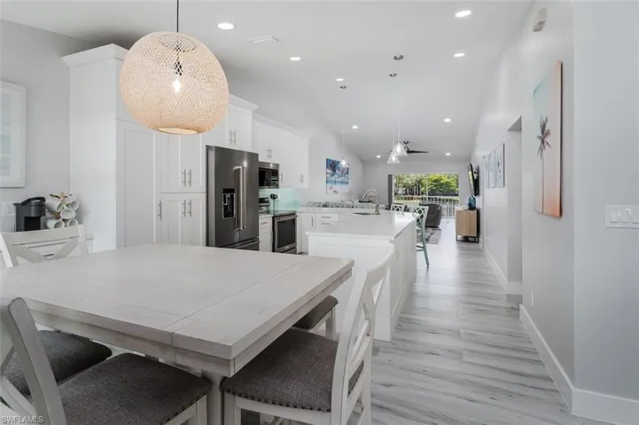 834 Gulf Pavilion Dr 204, Naples, Florida 34108