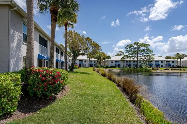 834 Gulf Pavilion Dr 204, Naples, Florida 34108