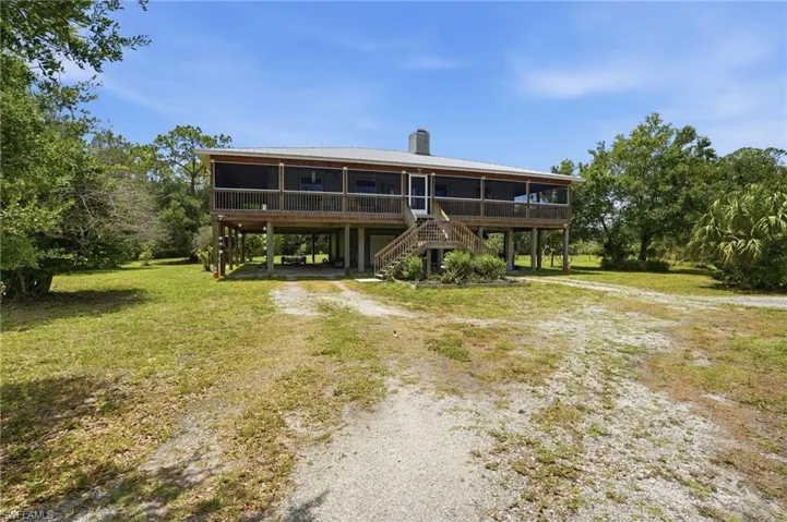 5650  Chipper  LN, North Fort Myers, FL 33917