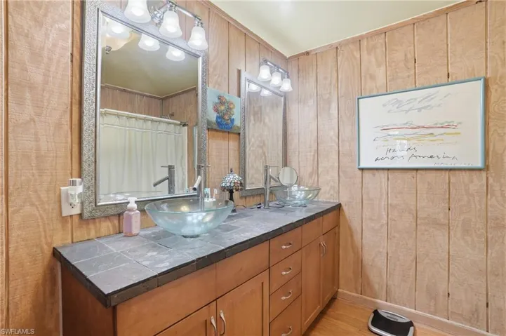 5650  Chipper  LN, North Fort Myers, FL 33917