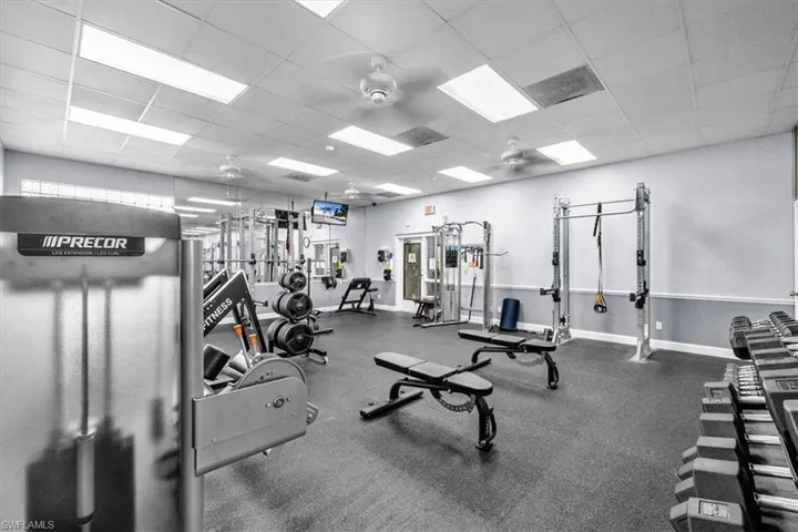 8145 Breton Cir, Fort Myers, Florida 33912