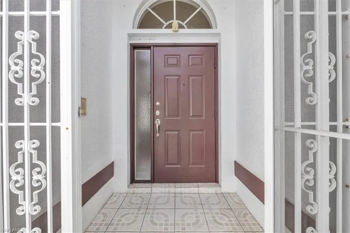8145 Breton Cir, Fort Myers, Florida 33912