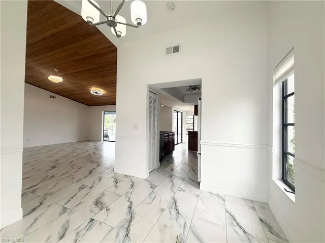201 Sw 8th St, Cape Coral, Florida 33991