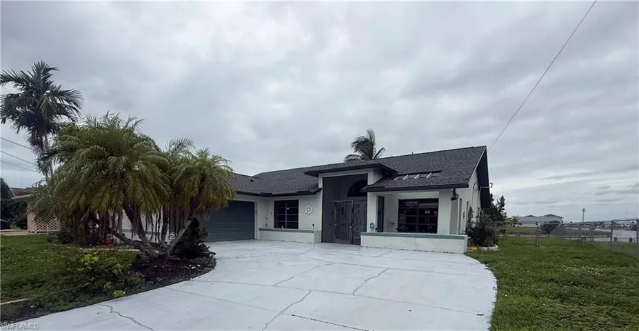201 Sw 8th St, Cape Coral, Florida 33991
