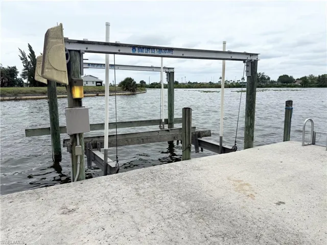 201 Sw 8th St, Cape Coral, Florida 33991