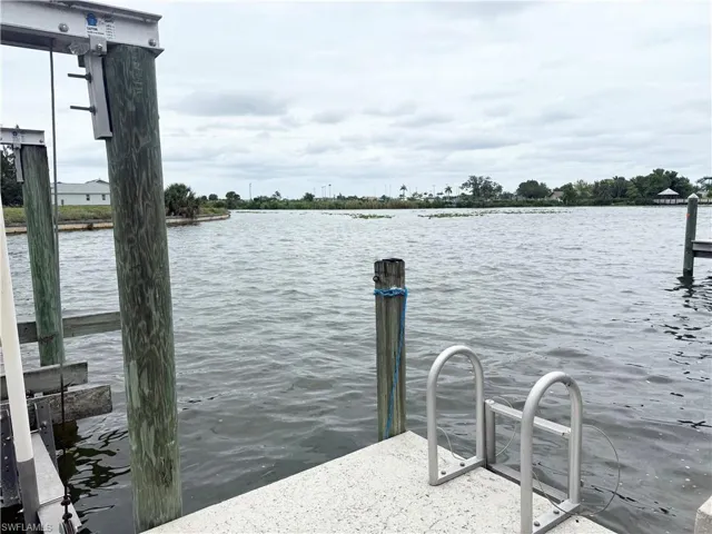 201 Sw 8th St, Cape Coral, Florida 33991