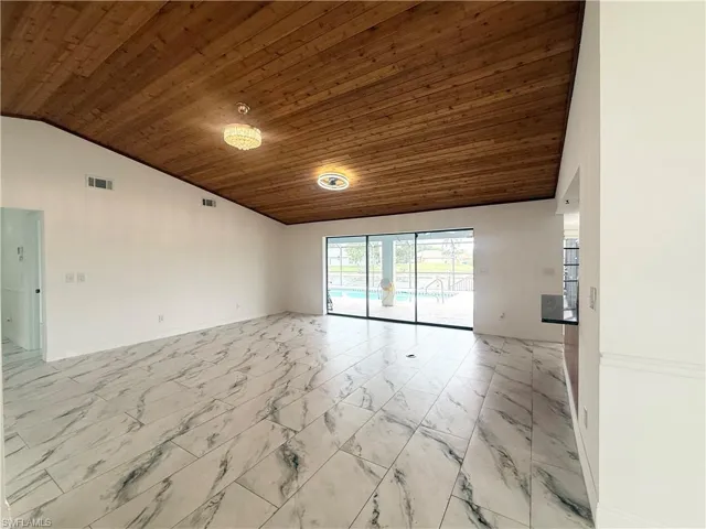 201 Sw 8th St, Cape Coral, Florida 33991