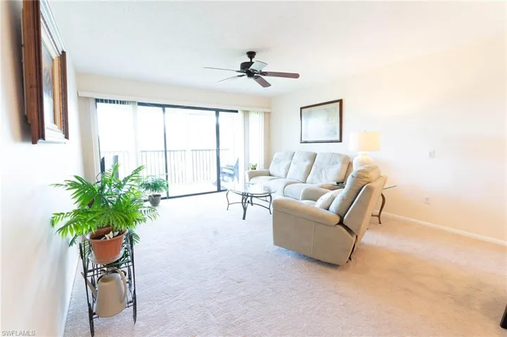 1747 Pebble Beach Dr 302, Fort Myers, Florida 33907