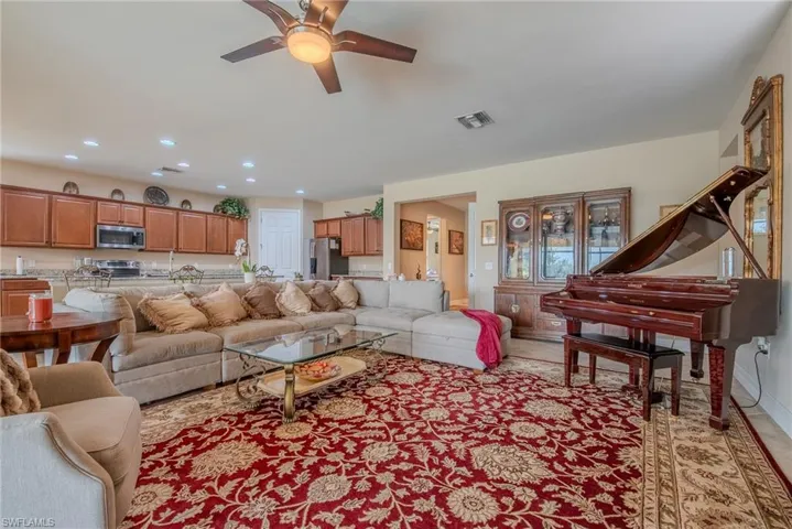 4922  Lowell  DR, Ave Maria, FL 34142